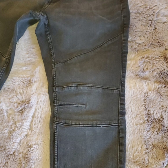 Men Hollister Black Skinny Jeans - Picture 3 of 5